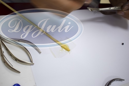 粘金屬耐高溫膠