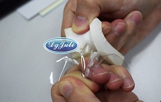 PVC膠水用于粘接塑料,邀您感受塑料PVC撕裂效果的視覺盛宴 PVC膠水用于粘接塑料,邀您感受塑料PVC撕裂效果的視覺盛宴