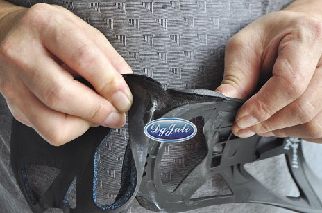 ABS粘EVA海綿泡沫板專用膠,聚力專注ABS膠水廠家 ABS粘EVA海綿泡沫板專用膠,聚力專注ABS膠水廠家