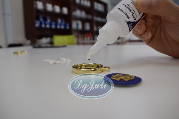 鋁合金瞬間膠水粘結