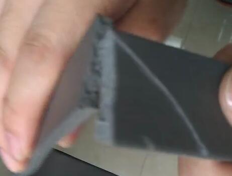 橡膠膠水