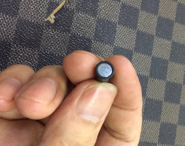 金屬專用瞬間膠用于粘接小面積鐵強度高不發白-聚力膠水