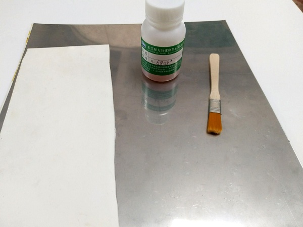PVC與鐵皮粘接膠水