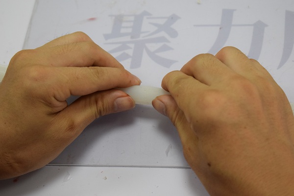 硅膠條粘接膠水