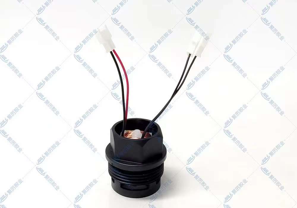 尼龍加玻纖材料電子連接器灌封膠案例