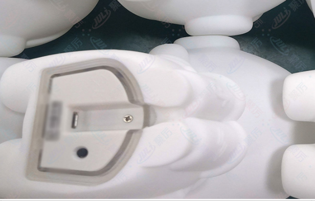 膠合之光:燈飾行業中的粘合技術