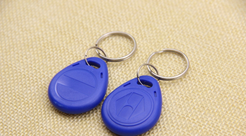 門禁卡使用ABS塑料膠水,操作簡(jiǎn)單更環(huán)保!