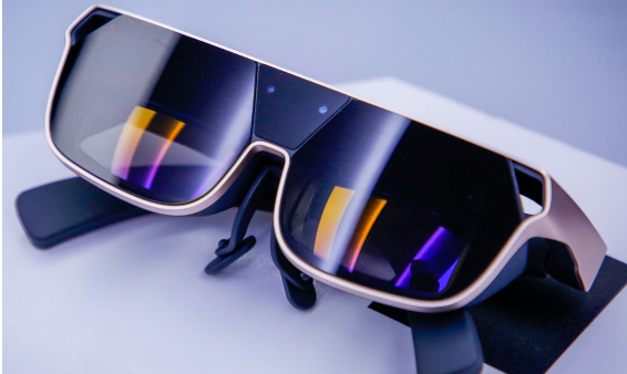 AR眼鏡塑料專用UV膠水如何使用呢?聚厲膠水為您解答