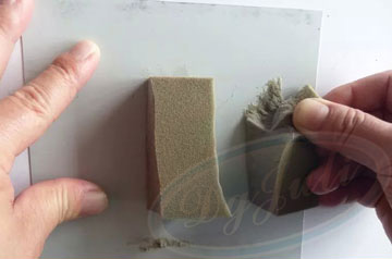 粘金屬和塑料膠水，用針對材質定制的聚厲牌塑料粘金屬膠水